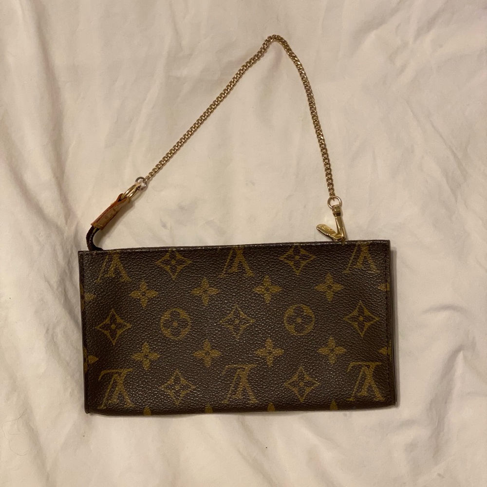 ❌❌❌❌Sold ❌❌❌❌Louis Vuitton Accessory Pouch